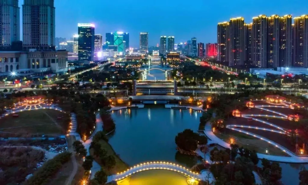 Qiandeng Lake