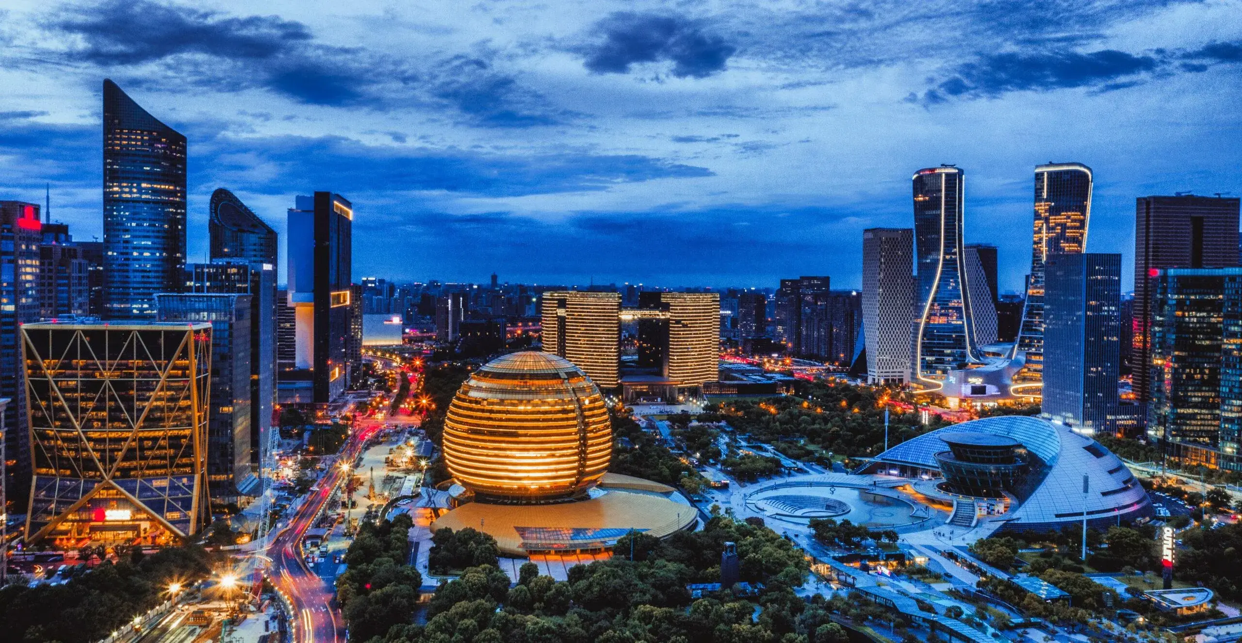 The Great Divergence Luxury - Boom and Mass-Market Slump in Hangzhou Real Estate